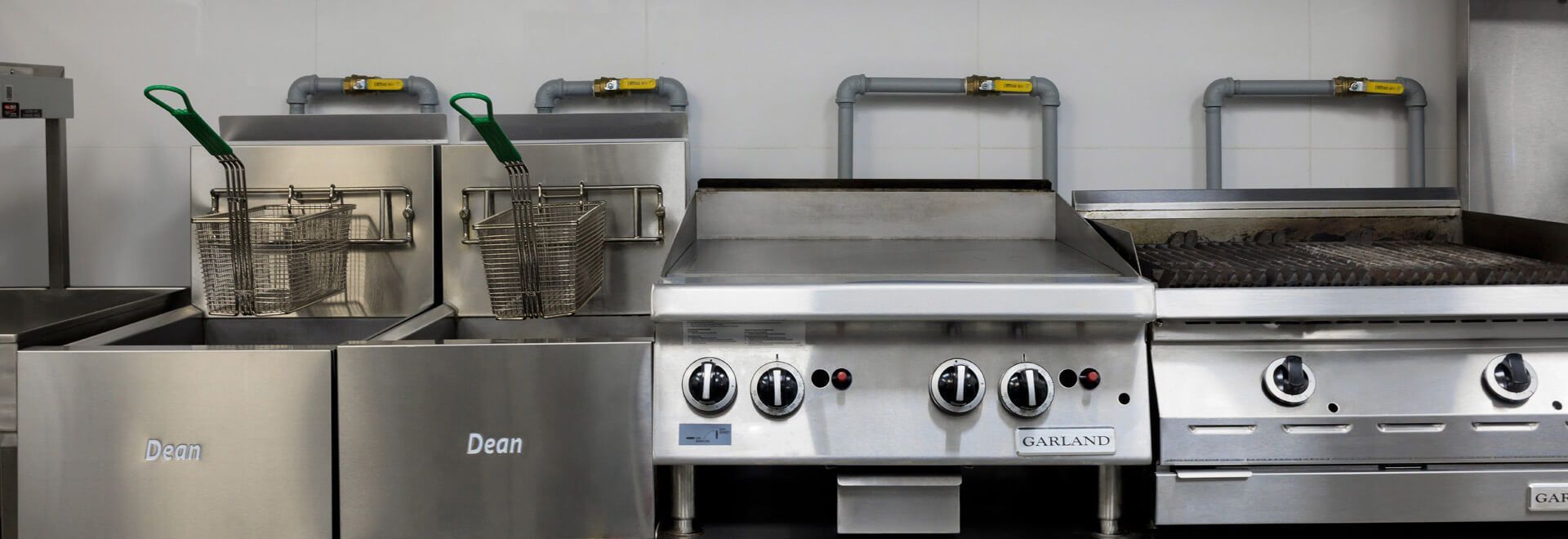 Charcoal, gas, fryers: commercial cooking equipment