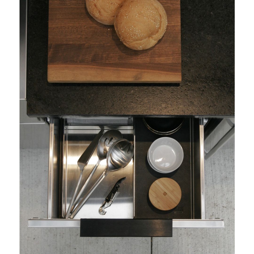 Three-Cabinet Layout with Sink for Gas Grill - Essence
