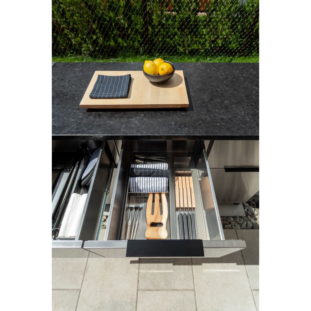Four-Cabinet Layout for Charcoal Grill - Essence