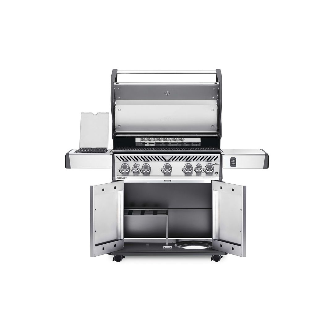 Natural gas bbq with infrared side and rear burners – Rogue SE 625