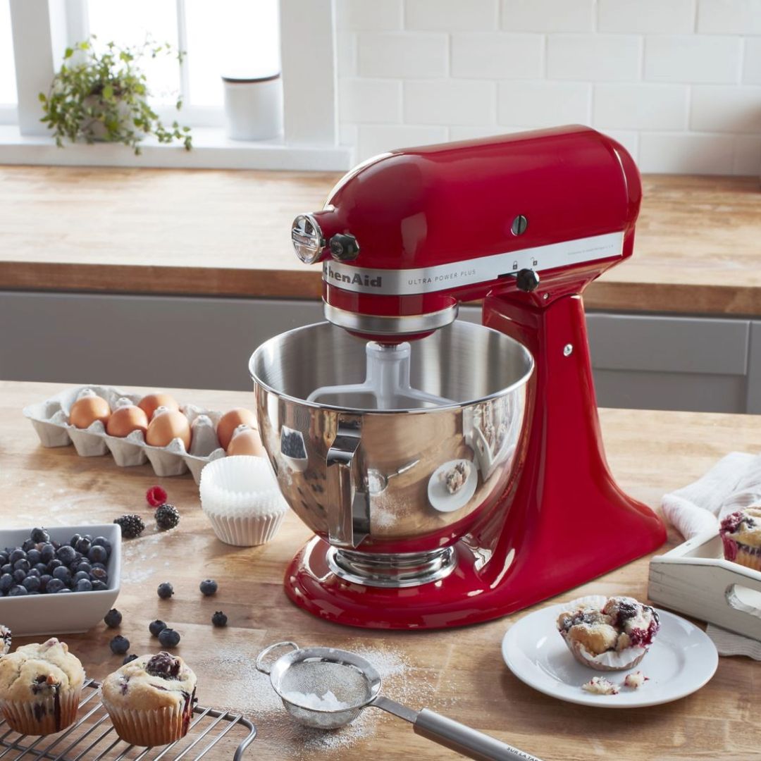4.5 Quart Ultra Power Plus Stand Mixer - Red