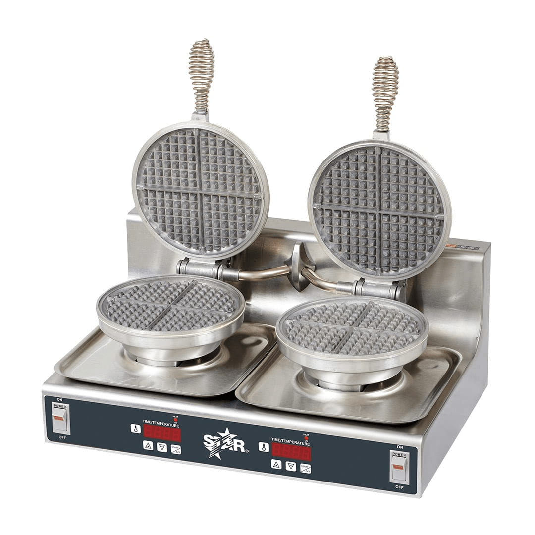Eight Slice Dual Standard Waffle Maker - 1800 W / 120 V