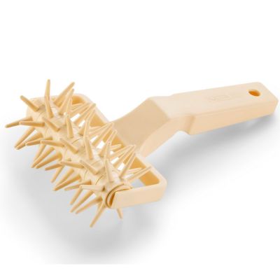 Pique-pâte en plastique 4,5"
