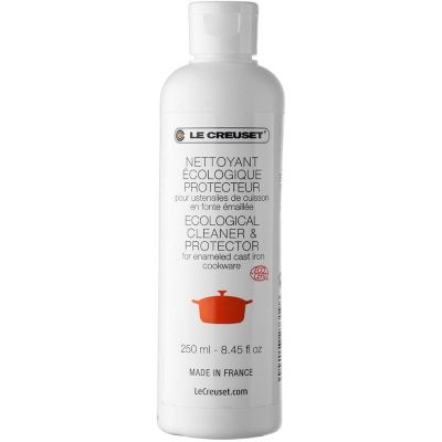 Produit nettoyant pour la fonte émaillée