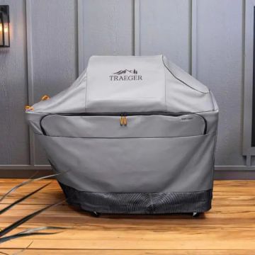 Full length grill cover for BBQ Timberline