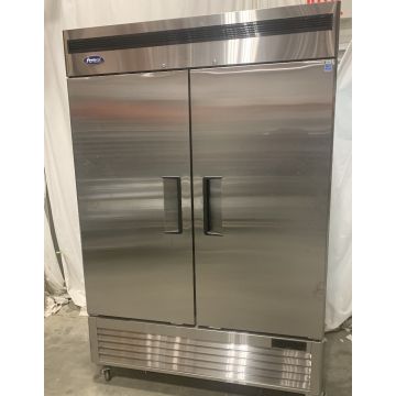 Réfrigérateur 2 portes pleines battantes - 54-2/5" (endommagé)