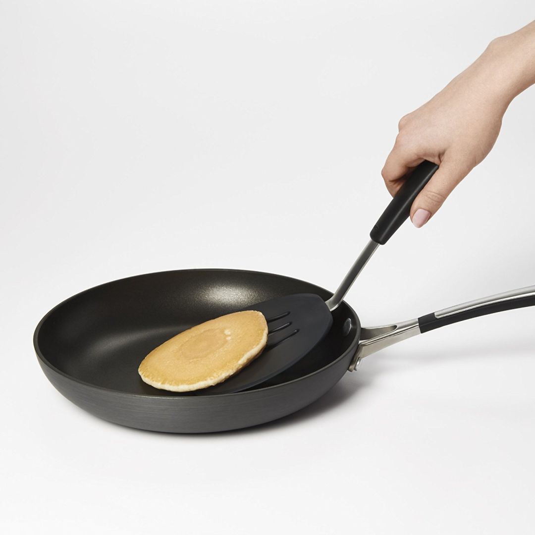 Spatule à crêpe à rainures en silicone 12"