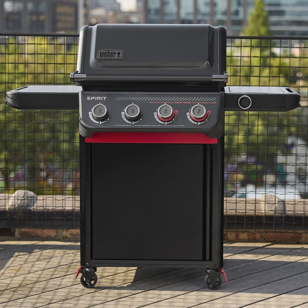 Propane Gas Grill – Spirit EPX-425 Stealth Connected – Black
