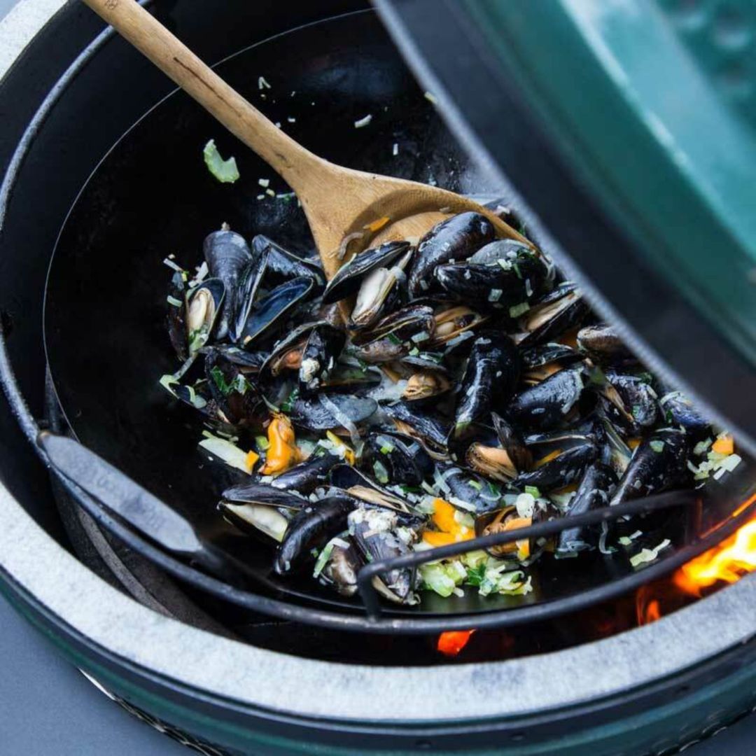 Wok en acier au carbone