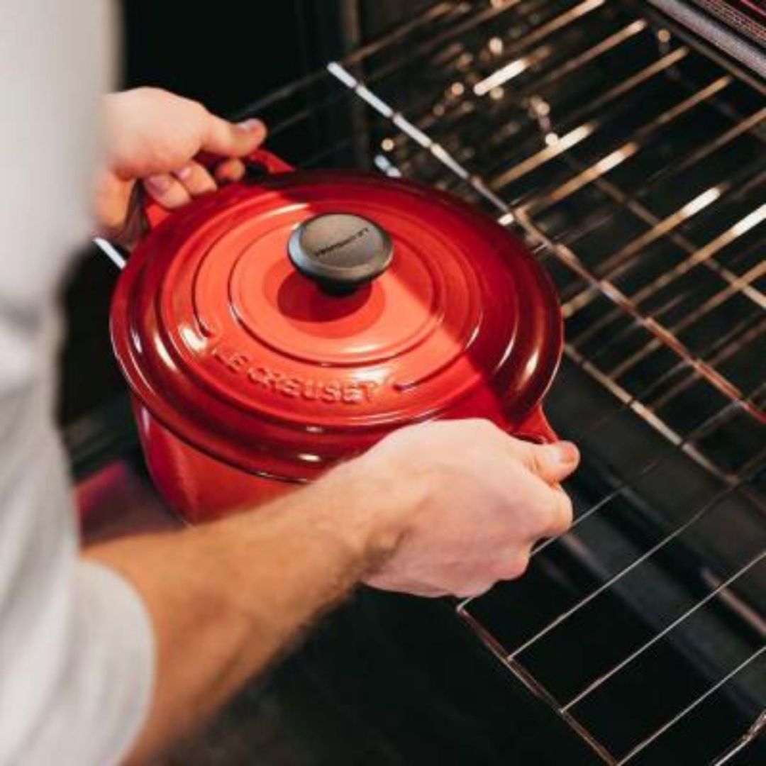 3,3 L Round French Oven - Cerise