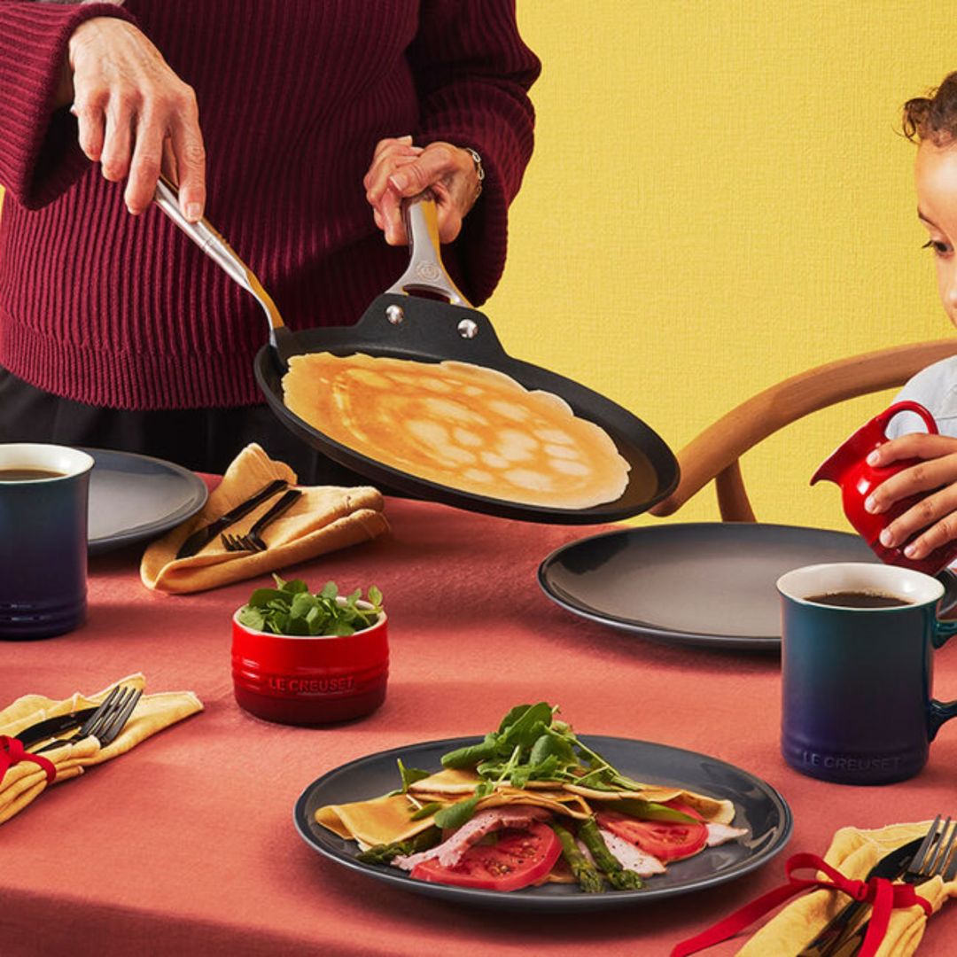 Crêpière antiadhérente robuste pro avec rateau