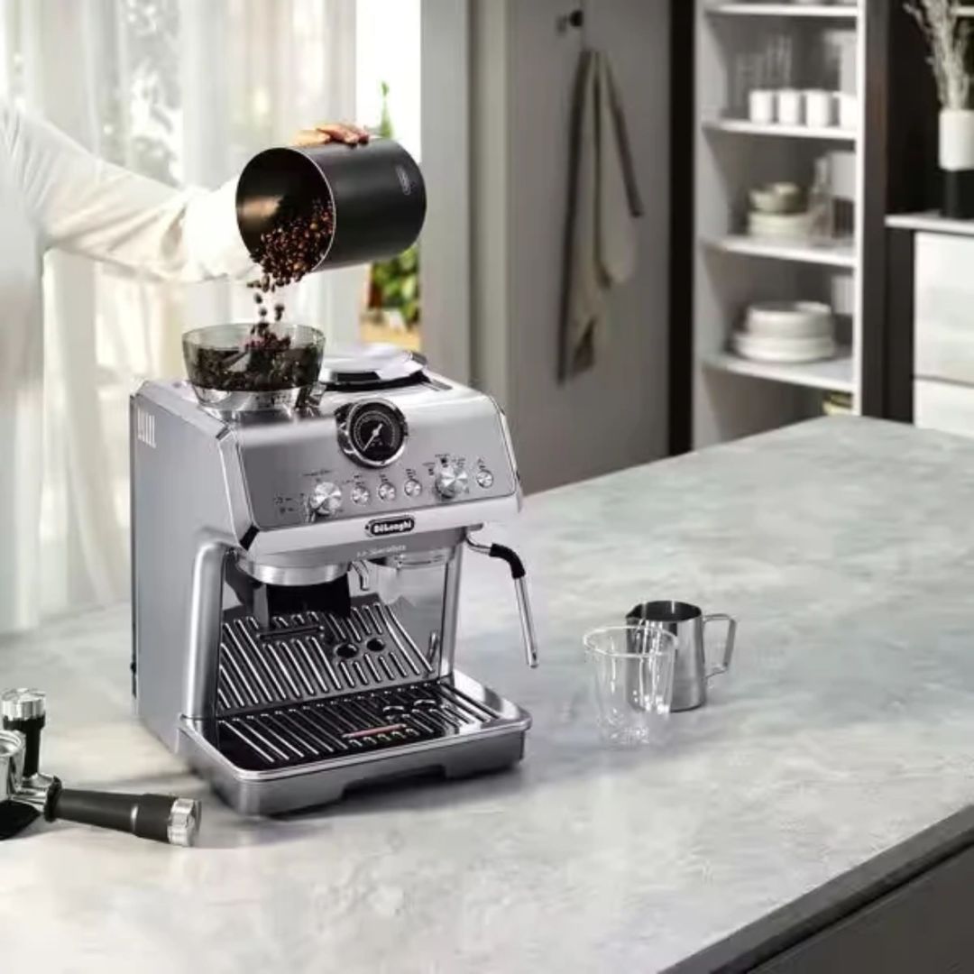 La Specialista Arte Evo manual coffee machine with cold brew 