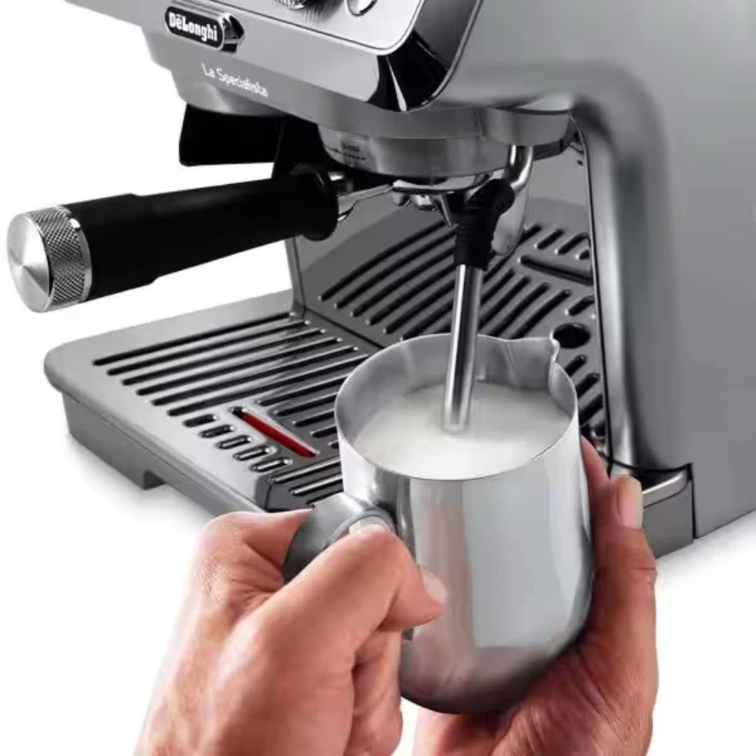 La Specialista Arte Evo manual coffee machine with cold brew 