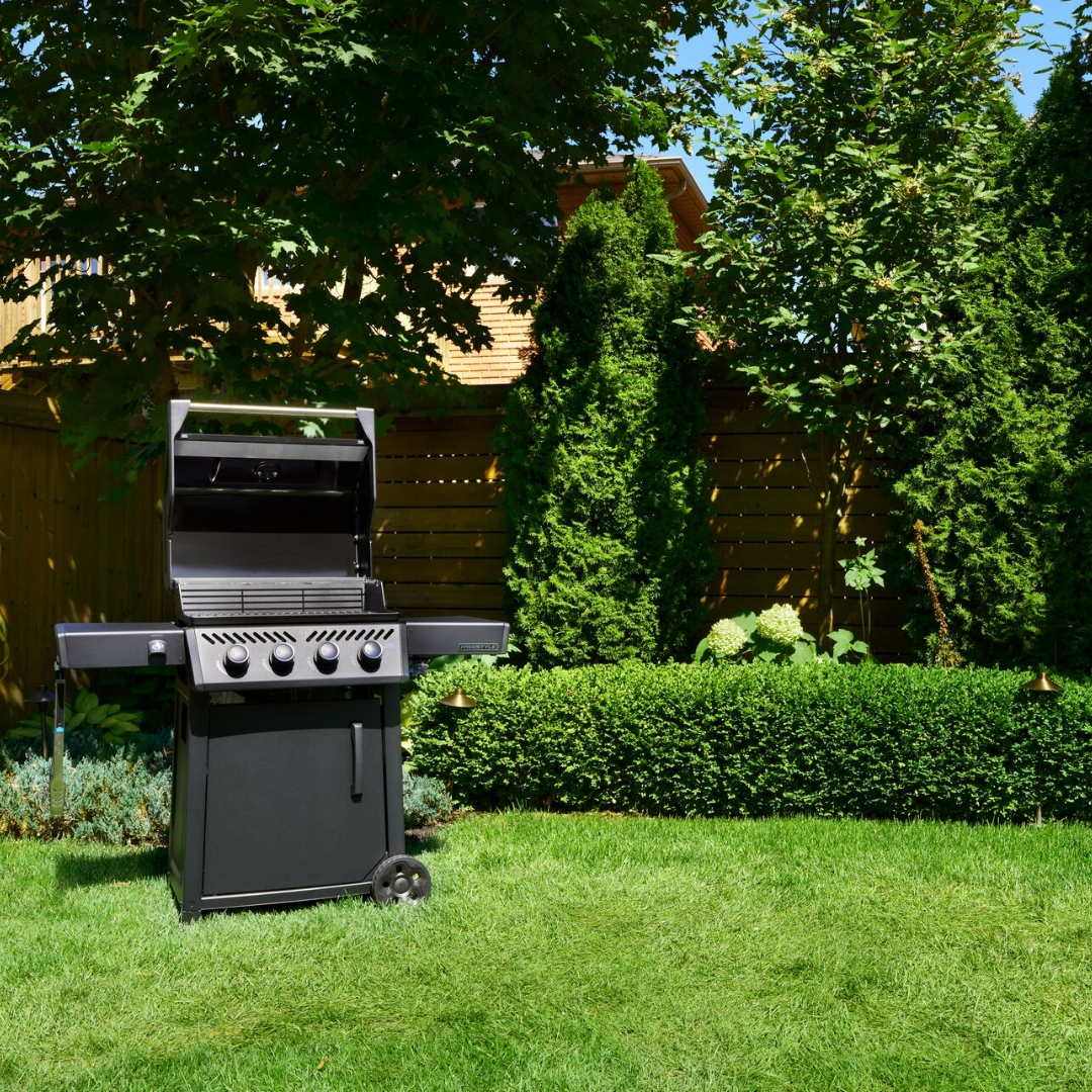 Freestyle 425 Propane Gas BBQ – 4 Burners - Matte Black