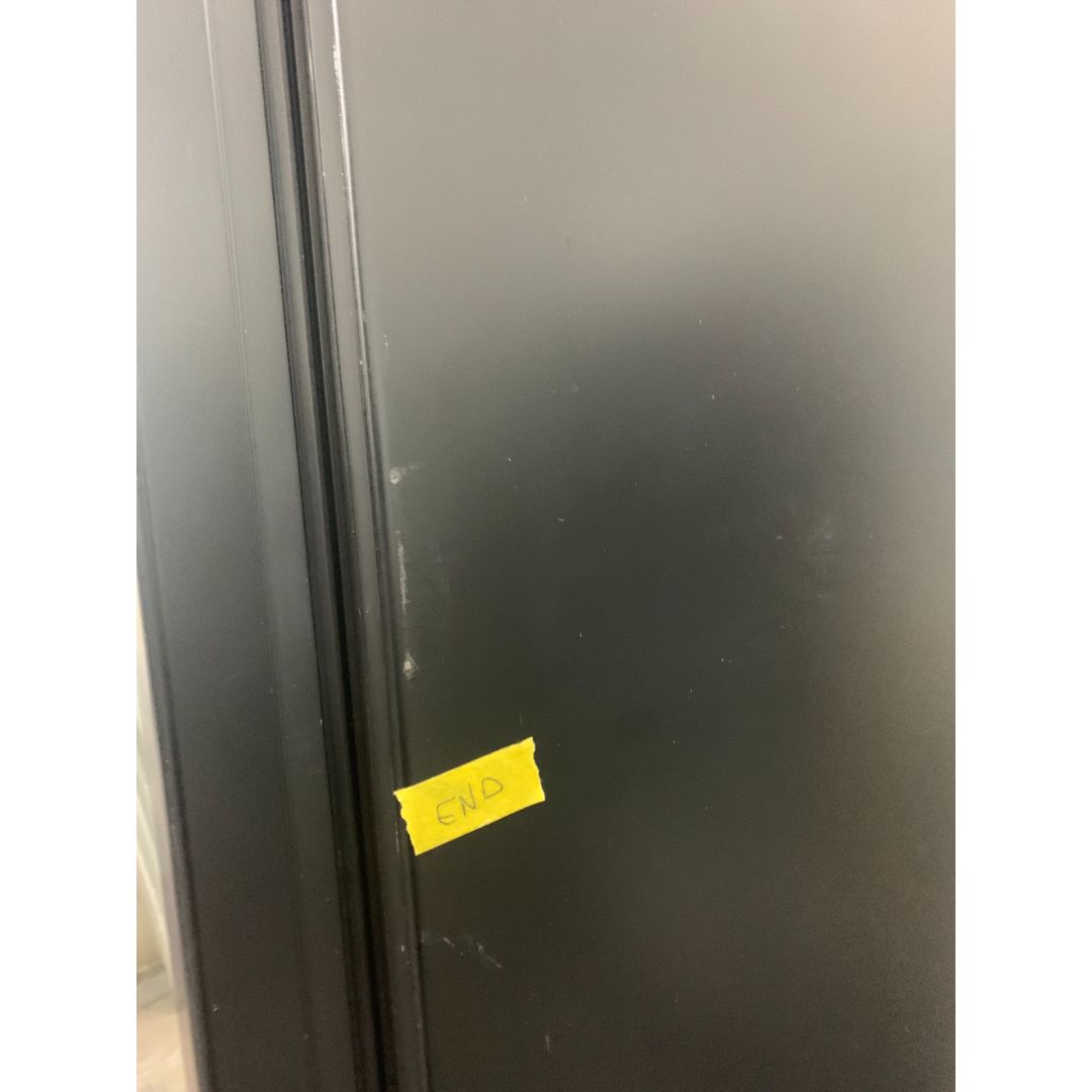 Glass Door Freezer 120 V (Damaged)