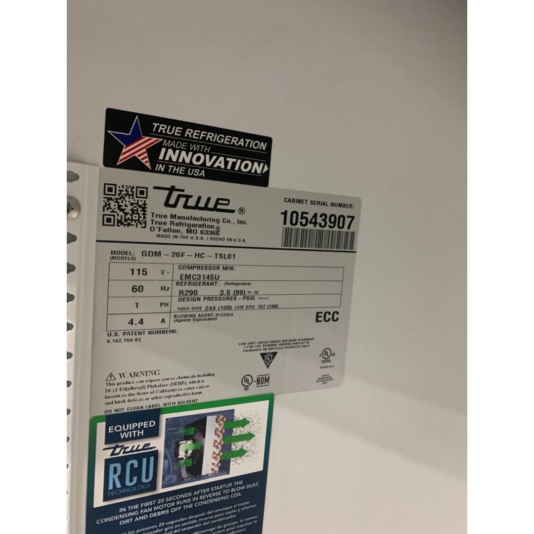 Glass Door Freezer 120 V (Damaged)