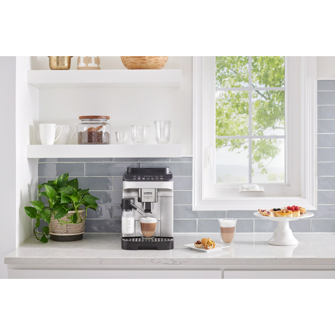 Magnifica Evo Automatic Coffee Machine w/ Milk Reservoir