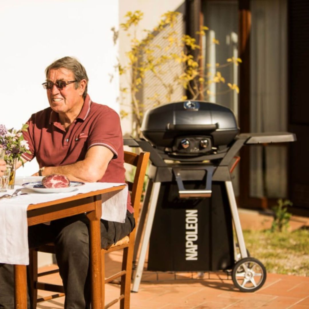 TravelQ PRO285 Propane Gas Grill - Black