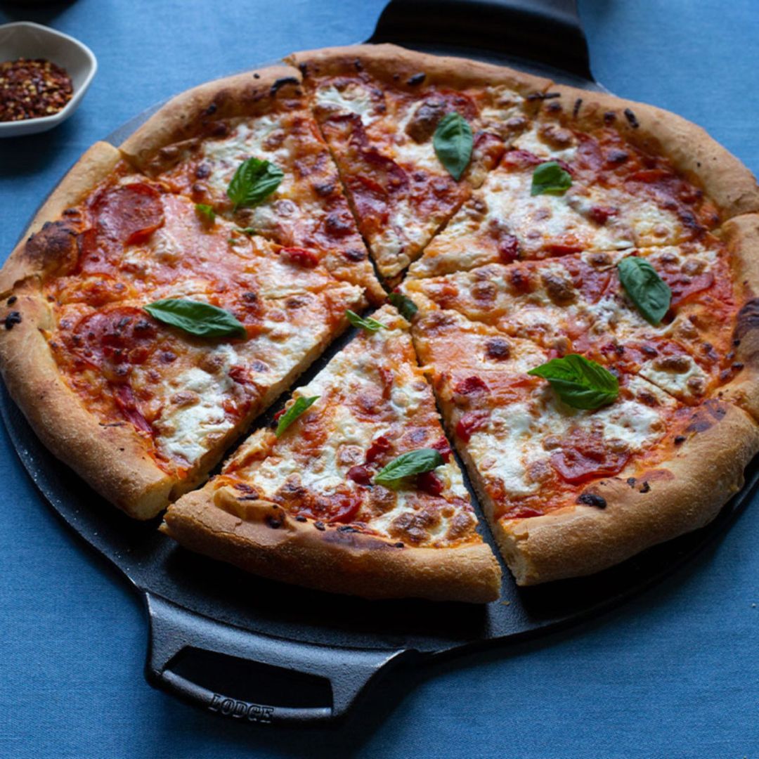 Plaque à pizza en fonte 15''  
