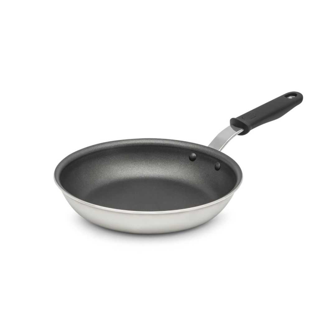 Poêle à frire en aluminium Wear-Ever SteelCoat x3 avec manche en silicone 10"