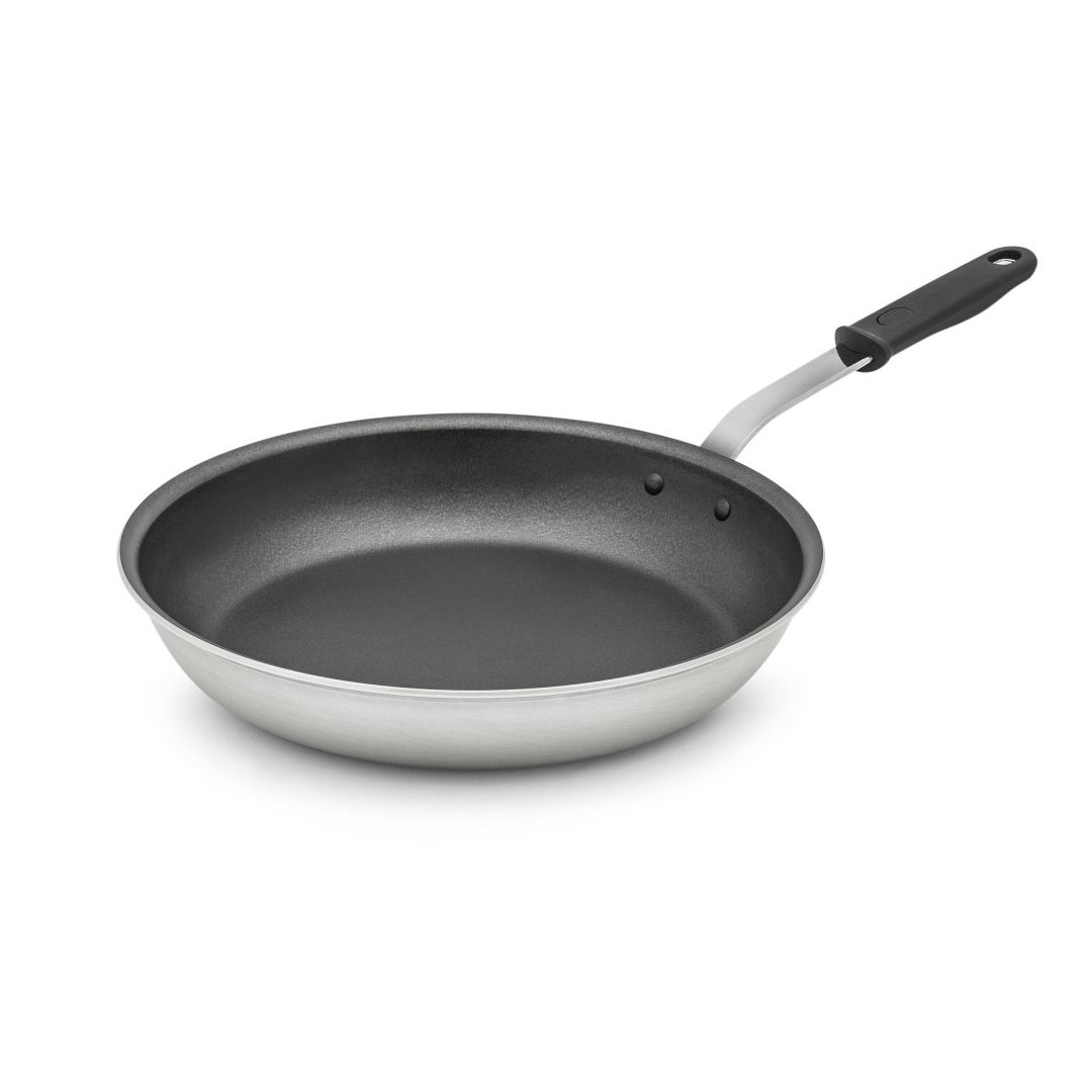 Poêle à frire en aluminium Wear-Ever SteelCoat x3 avec manche en silicone 14"