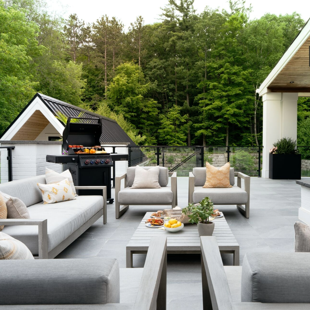 BBQ au gaz naturel Phantom Rogue PRO-S 425 RSIB avec brûleurs latéral et arrière infrarouges – Noir mat